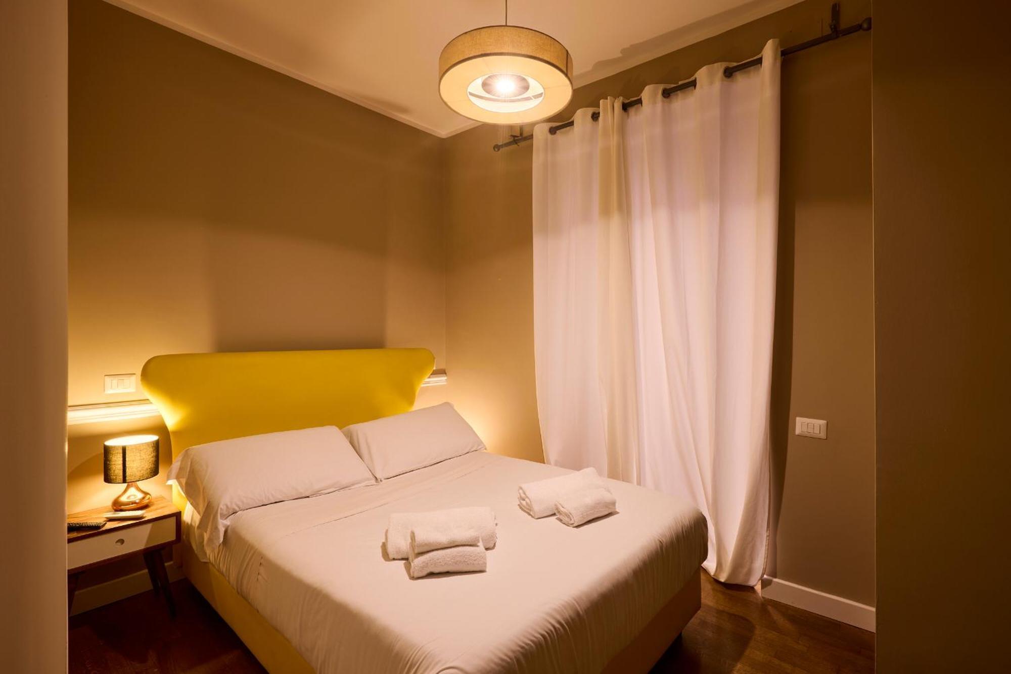 Dem Hotel, Rome